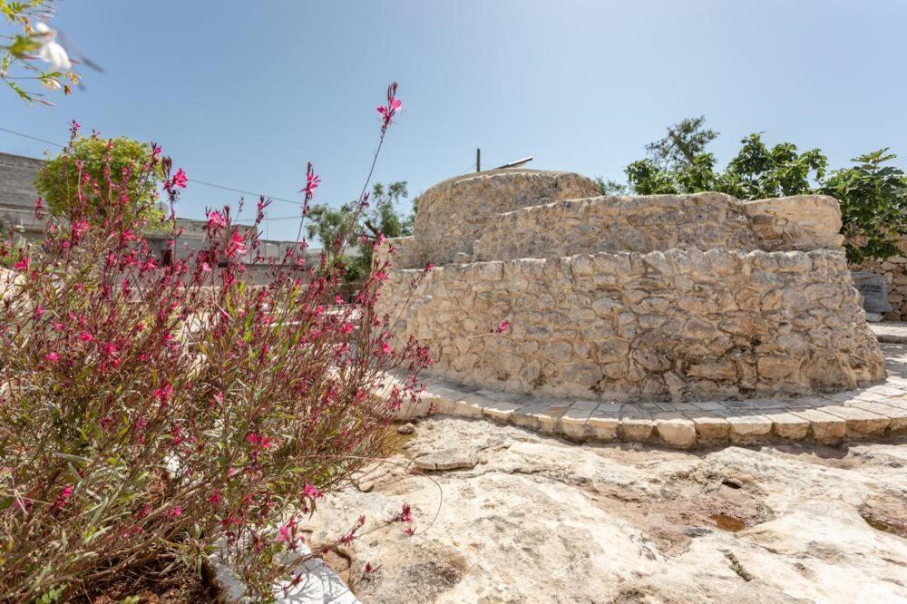Bed and Breakfast Trullo Santovia Sant Isidoro  Zewnętrze zdjęcie