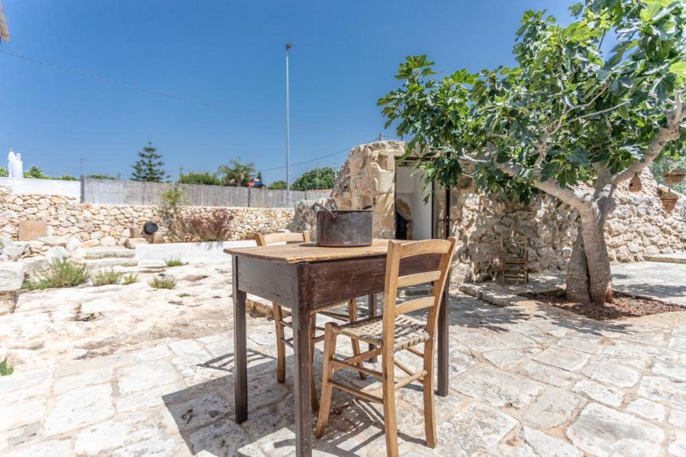 Bed and Breakfast Trullo Santovia Sant Isidoro  Zewnętrze zdjęcie